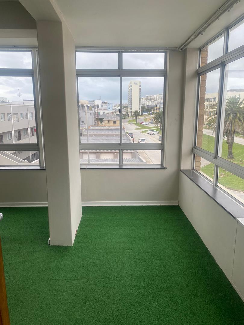 To Let 2 Bedroom Property for Rent in Humewood Eastern Cape